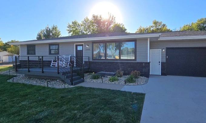Sioux Falls House | Beautiful Family Home - Perfect for Large Groups!n