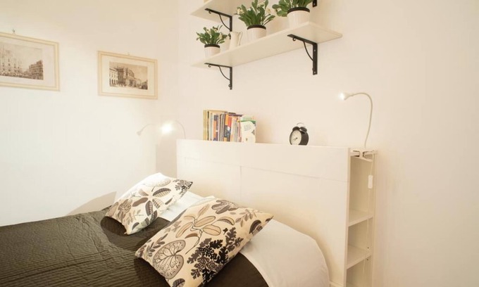 Central Station House | Beautiful flat in CITY CENTER. 10 min from central station 1 min from metro.