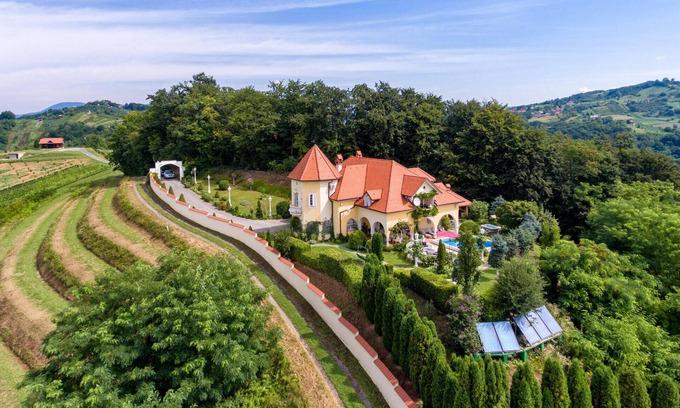 Sveti Kriz Zacretje House | Beautiful home in Sv.Kriz Zacretje