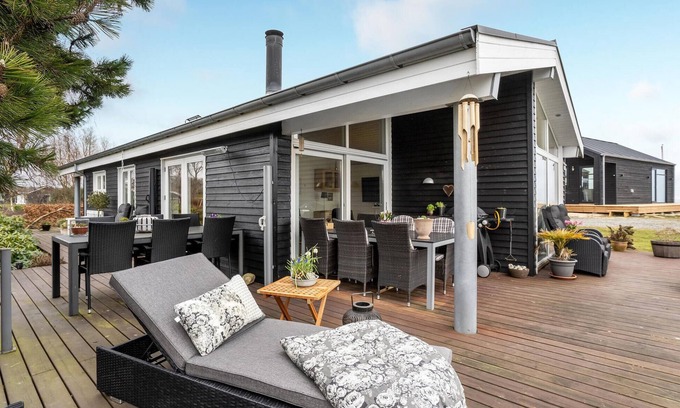 Asserballeskov House | Beautiful home in Augustenborg