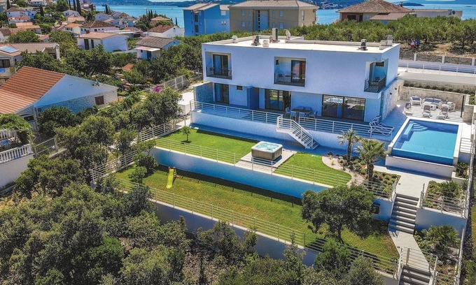 Seget Vranjica House | Beautiful home in Seget Vranjca