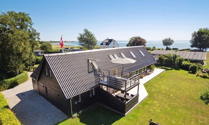 Juelsminde House | Beautiful home in Juelsminde