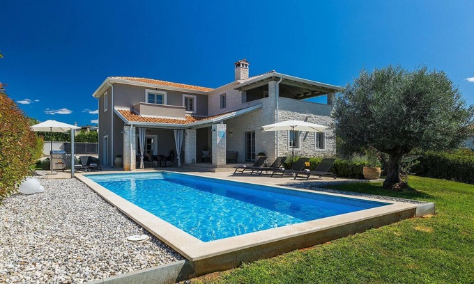 Visnjan House | Beautiful home in Porec