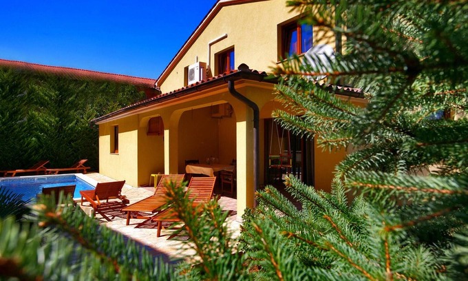 Jadreski House | Beautiful home in Pula