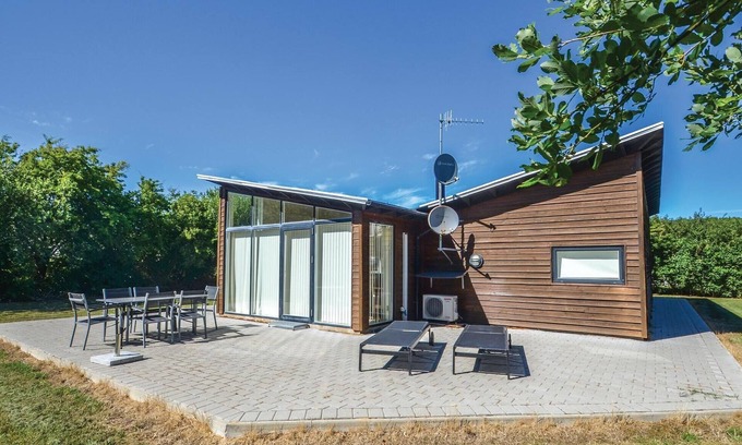 Vestervig House | Beautiful home in Vestervig with WiFi