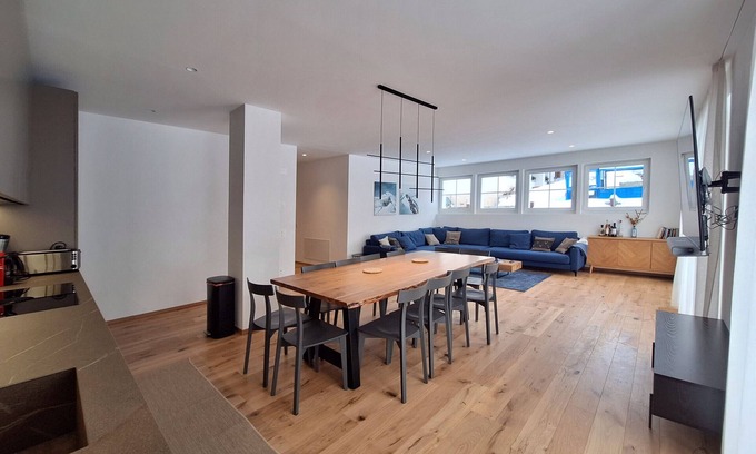 Saas-Fee Apartment | Beautiful & modern flat in Haus Silberdistel for 12 people
