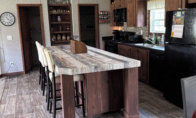 Hawthorne House | Beautiful new 3 bedroom 2 bath mobile home.