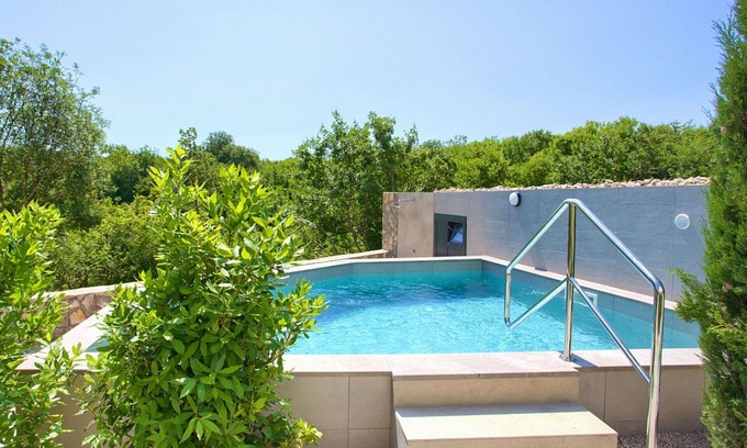 Nenadici House | Beautiful private villa for 6 guests with A/C, WIFI, private pool, TV and patio
