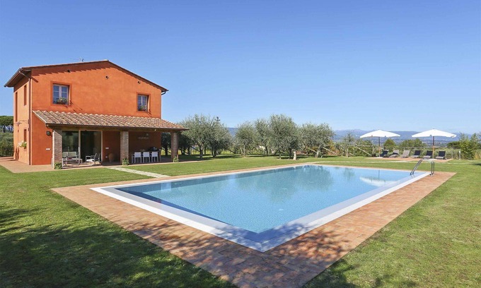 Colle di Compito Villa | Beautiful private villa with A/C, private pool, WIFI, TV, veranda and panoramic view, close to L.