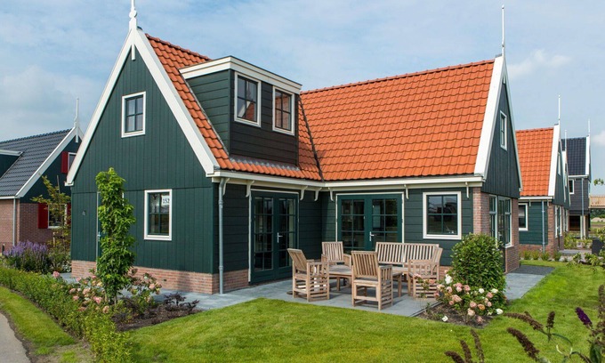 Graft House | Beautiful private villa for 6 people with WIFI, TV and terrace