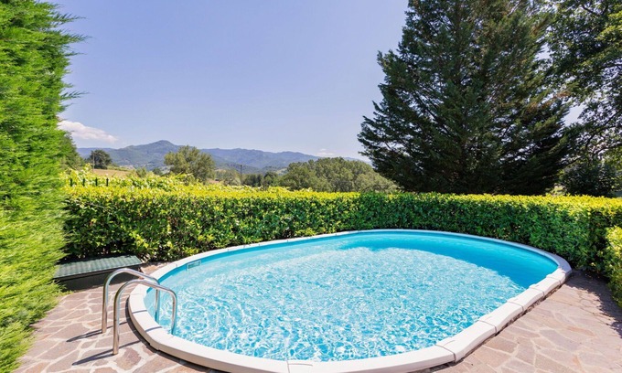 Vicchio House | Beautiful private villa for 7 people with private pool, WIFI, TV, balcony and panoramic view