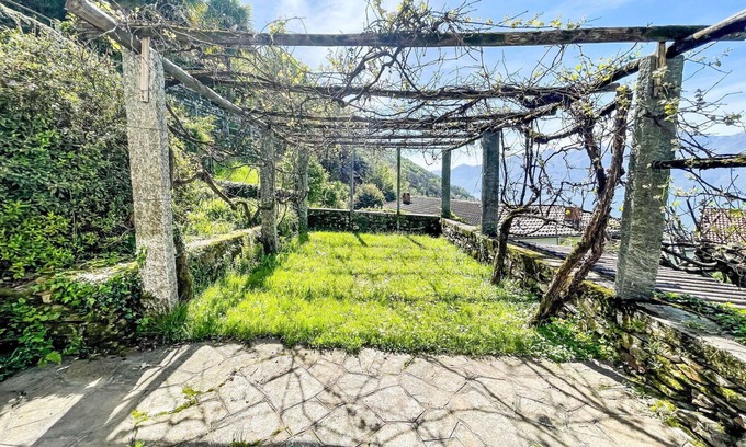 San Nazzaro House | Beautiful private villa for 5 guests with TV, balcony and pets allowed