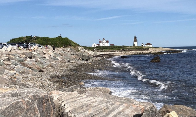 Kingston House | Beautiful property near URI, Beaches and Newport!