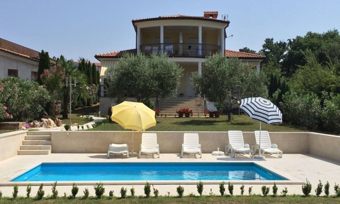 Kukci Apartment | Beautiful, quietly situated vacation home with three apartments and pool