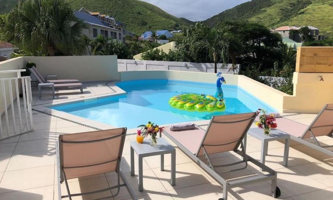 Cul de Sac House | Beautiful suite S14, pool, next to Pinel Island