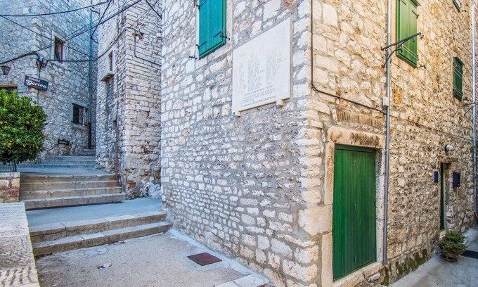 Sibenik Old Town House | Beautiful villa for 5 guests with WIFI, A/C, TV and terrace