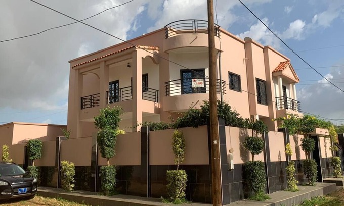 Thies Nord Villa | Beautiful Villa Nassima Fully furnished air-conditioned rooms with janitor available