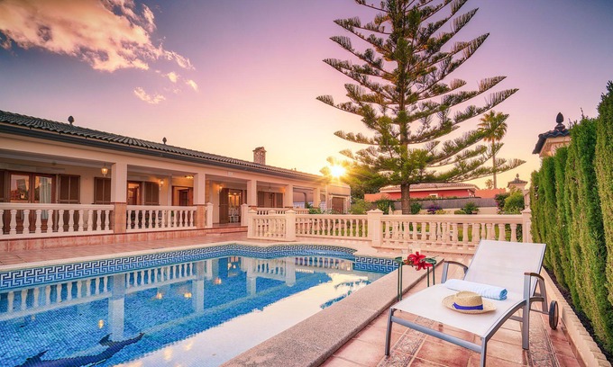 Badia Gran Villa | Beautiful villa with private pool excelent for families. Aircond and wifi available - Free Wifi | Offer | 10% | 14/10 - 31/10