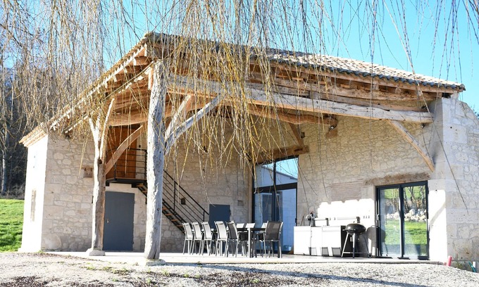 Tayrac House | Beautiful villa with spa and sauna