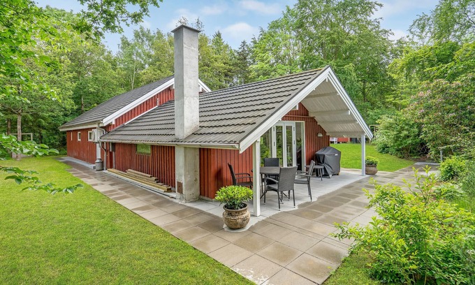 Aalborg Municipality House | Beautifully located house in Lundby Krat with plenty of space for 2 persons.