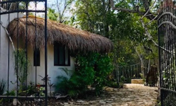 Chemuyil Bed & Breakfast | Bed and Breakfast .