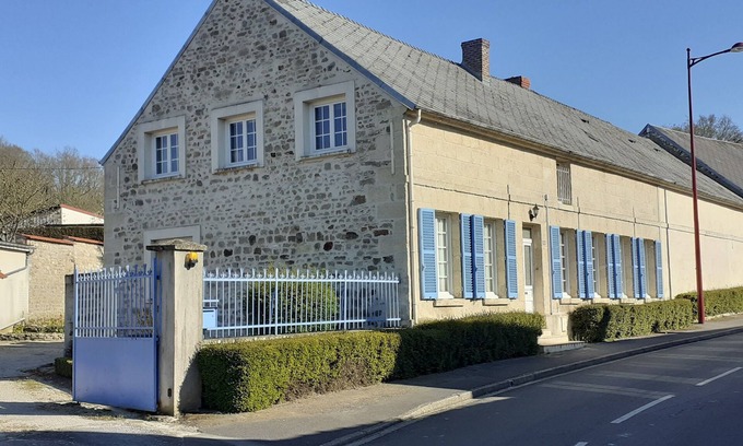 Coucy-les-Eppes House | Bee family cottage, sport, relaxation, hiking, mountain biking, walking