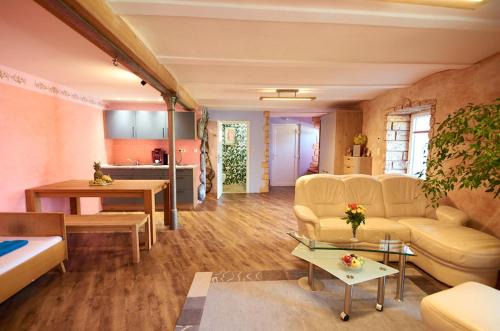 Marktoberdorf Apartment | Beim Forchi