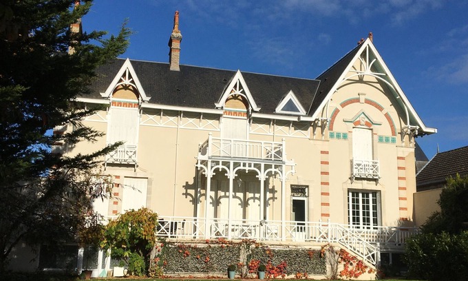 Yvre-le-Polin Other | Belle Demeure Début de Siècle Proche Le Mans Pouvant Accueillir 8/10 Personnes