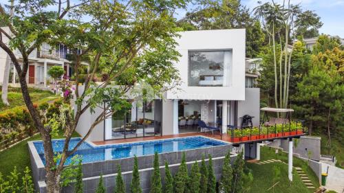 Ciburial Villa | Belle Vue by Kozystay - Dago