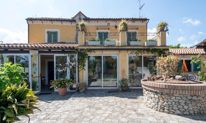 Stilo House | Belvilla by OYO Torre Zunivu