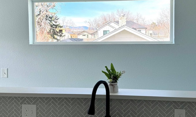 Berkeley House | Berkeley ADU with Mtn Views