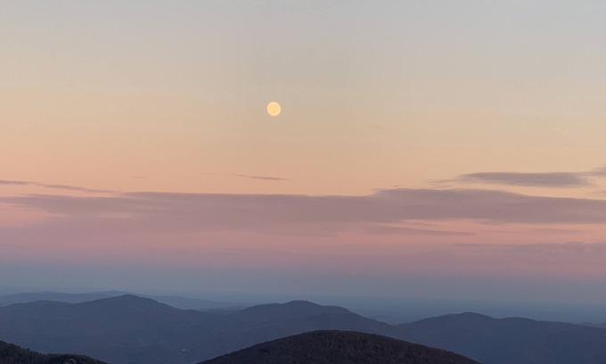 Nellysford Condo | Best views on Mountain! Breathtaking 5 Star condo!. Booking NOW for 2026!