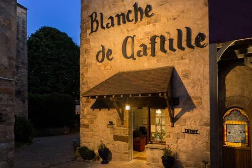 Dourdan Hotel | Best Western Blanche de Castille Dourdan