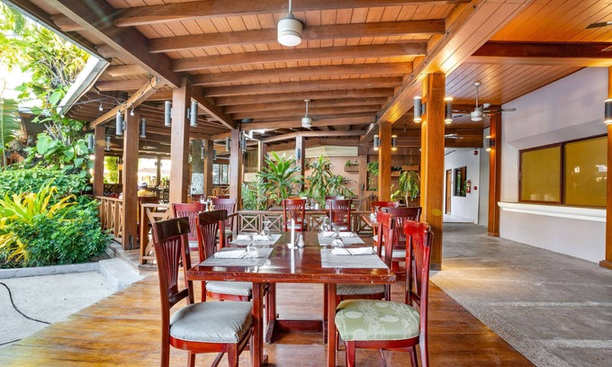 Belama Phase 2 Hotel | Best Western Plus Belize Biltmore Plaza