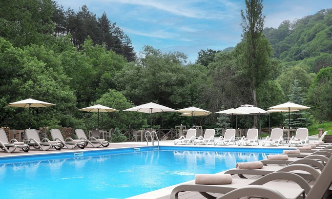 Dilijan Hotel | Best Western Plus Paradise Hotel Dilijan