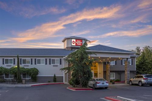 Zillah Hotel | Best Western Plus Vintage Valley Inn
