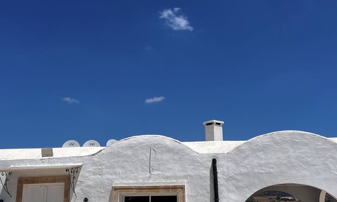 Hammamet Interieure House | Between mountain and sea: dream home in Hammamet