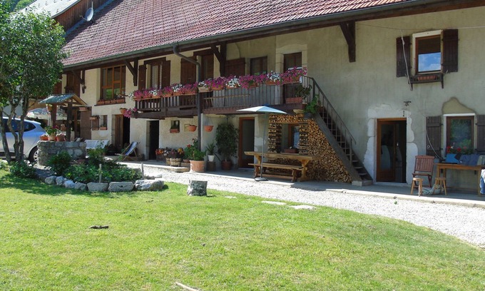 Chaparon Apartment | Between the mountain pastures and the beach