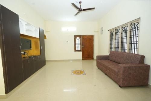 Tiruchanur Apartment | Bhakti Bliss Homestay -2BHK AC Apartment