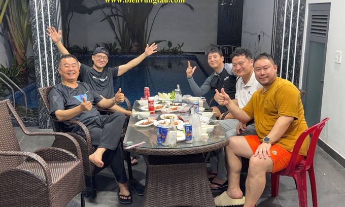 Vung Tau Villa | Biệt thự cách bãi tắm có 2 phút đi bộ.