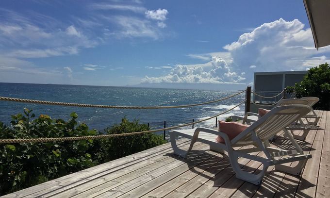 Saint-Francois Villa | Big blue, a villa with swimming pool facing the sea