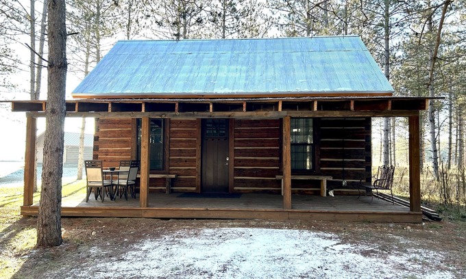 Lake Itasca Cabin | {Big Timbers} Cabin next to North Entrance to Itasca State park