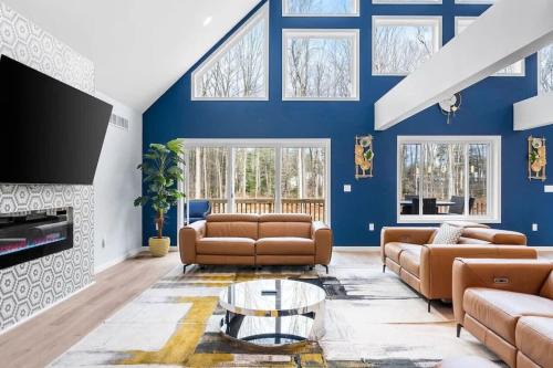 Lindale House | Big Villa 6Bd 7Ba Heated Pool Hot Tub Sauna Big Game Room