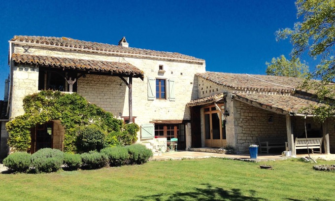 Belmontet House | Bijou Barn with Sophisticated Charm. Peaceful Retreat for Four. Secluded Pool.