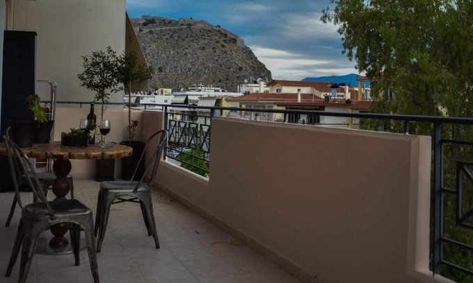 Nafplion City Centre Apartment | Bike Suite