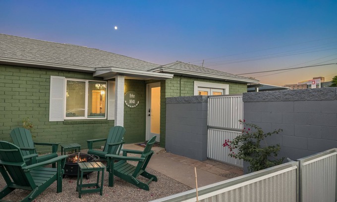 Encanto House | Biltmore Boho Bungalow w/Heated Pool, Fenced Yard, AC, W/D, Fast Wifi, Smart TVs