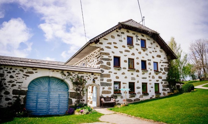 Hirschbach im Muhlkreis Apartment | Biohof Abraham - Hofkäserei