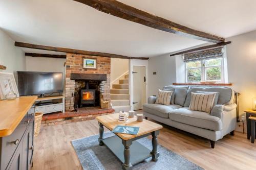 Weybourne House | Bird Cottage