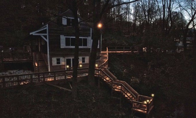 Canaan Cottage | Blackberry River Cottage: Where Fun & Nature Meet