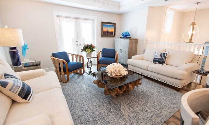 Historic Seaport House | Blanco Luxury Villa | 4 bedrooms & 4 baths in the heart of Old Town